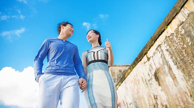 Chinese couple at St. Cristobal Castle