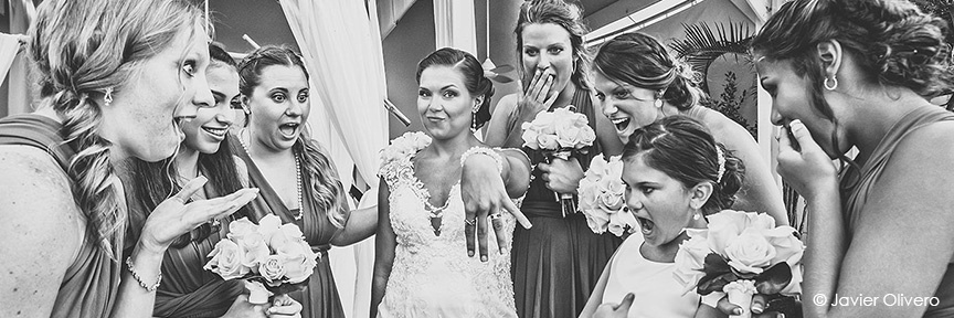 Candid shots of bridal party are very important for a client